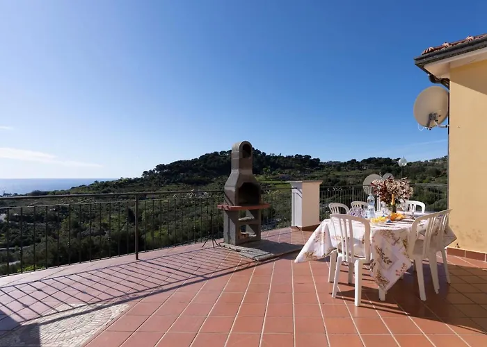 Apartamento Aurora By Interhome
