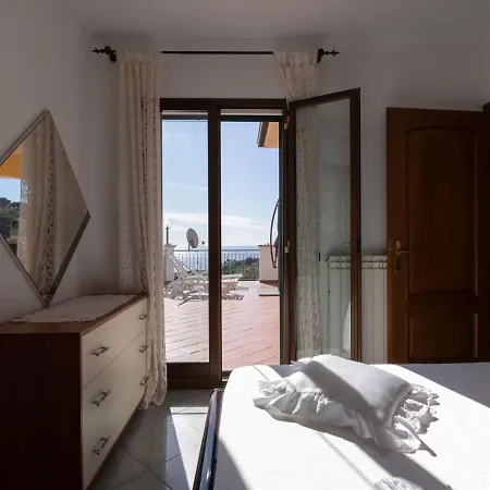 Aurora By Interhome * Costarainera