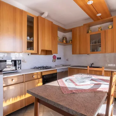 Aurora By Interhome Costarainera